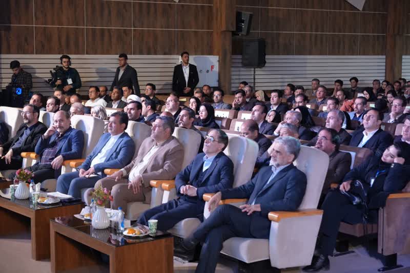 90223c7f-71db-4fa1-8947-5db3d1a144e7.jpg - 52.16 kB